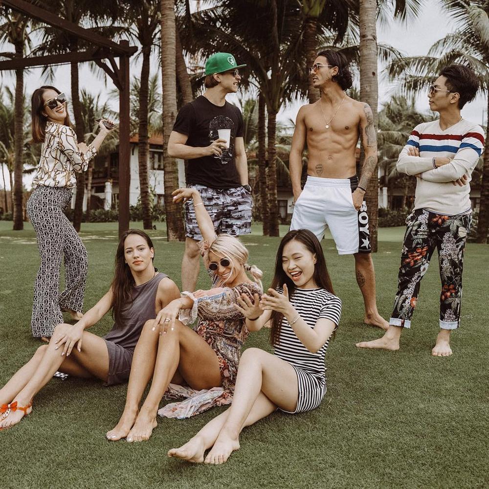 Vợ chồng Tăng Thanh Hà tinh nghịch trước ống kính của em trai Phillip Nguyễn-5