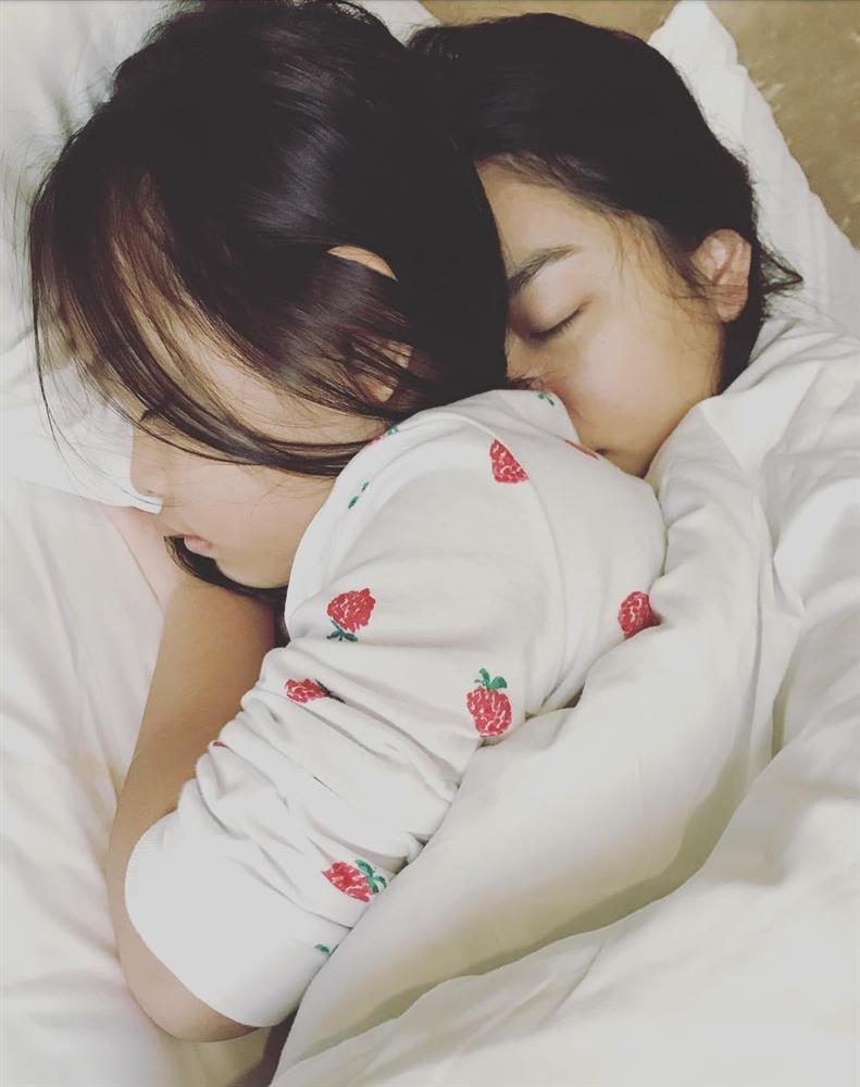 Vợ chồng Tăng Thanh Hà tinh nghịch trước ống kính của em trai Phillip Nguyễn-8