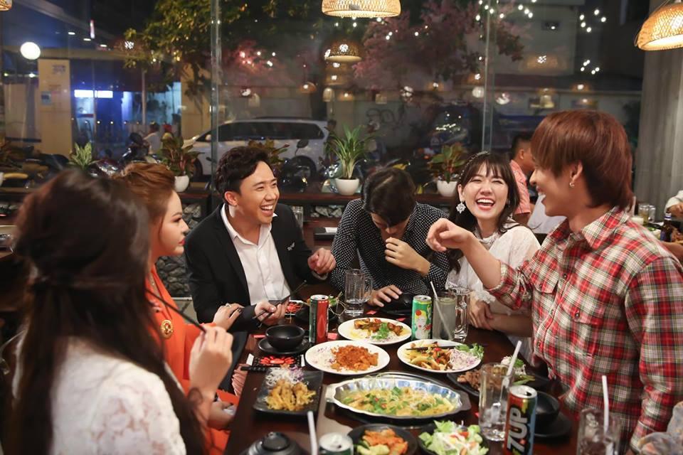 Vợ chồng Tăng Thanh Hà tinh nghịch trước ống kính của em trai Phillip Nguyễn-10