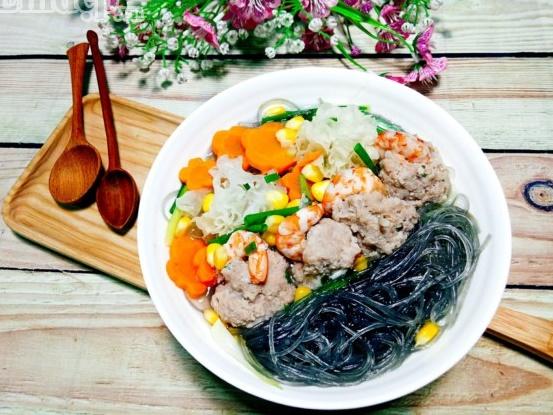 Đủ món ngon hấp dẫn khách du lịch ở chợ Cồn Đà Nẵng-3