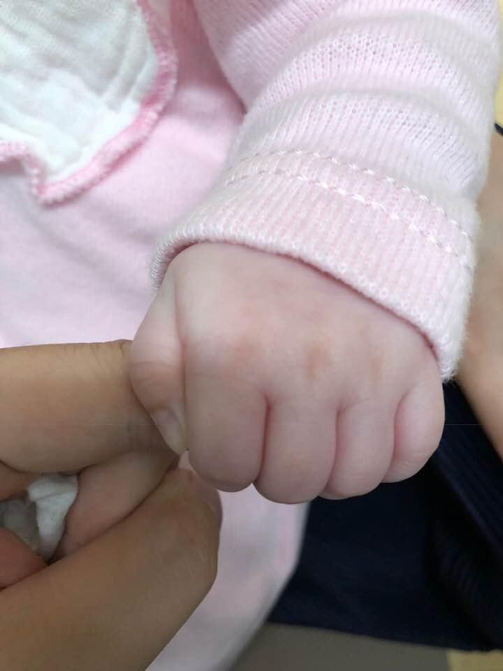 Người yêu cũ Trấn Thành lần đầu khoe con gái giống ông xã Việt kiều như đúc-5