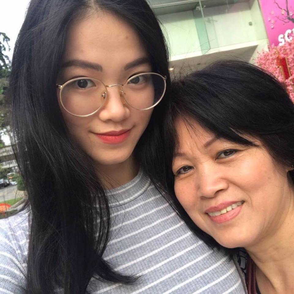 Trùm chân dài kể mất 10 tỷ mua giải Miss Earth cho Phương Khánh, mẹ hoa hậu nhận định: Quá rẻ-5