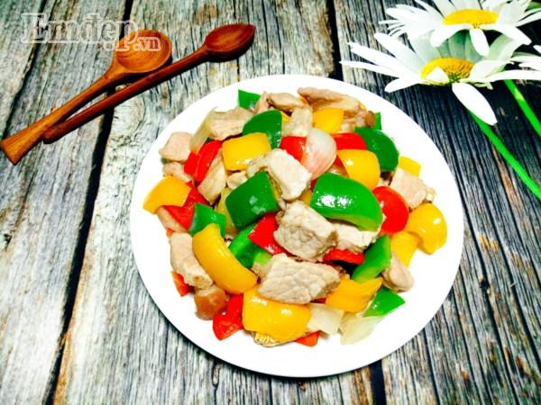 Biến tấu ớt chuông xào thịt nạc giòn thơm, ăn với cơm hay bún đều tuyệt-6