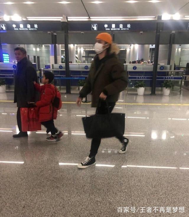 Tài tử Bộ bộ kinh tình được thả sau khi bị bắt vì hành hung bạn gái-5