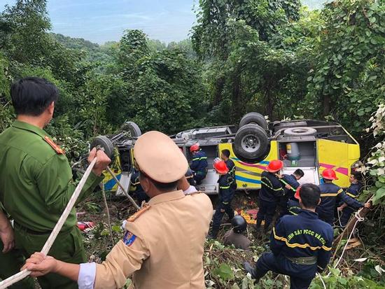 Sinh viên thoát chết kể lại phút kinh hoàng trên đèo Hải Vân