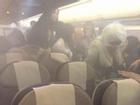 Hành khách hoảng loạn vì sạc dự phòng phát nổ trên máy bay