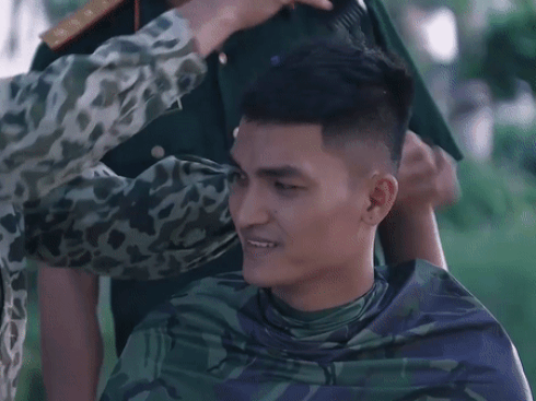 Màn vệ sinh cá nhân hài nhất năm: Mạc Văn Khoa rửa mặt 2 lần vẫn đen, Mr T đánh răng 3 ngày đã mòn bàn chải-1