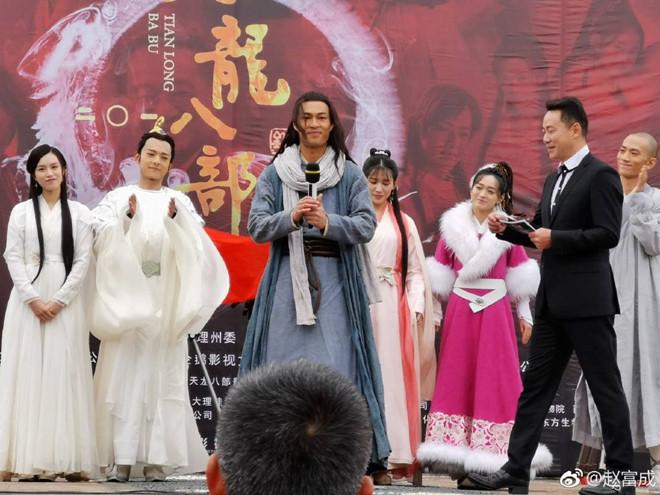 Tạo hình dàn diễn viên Thiên long bát bộ 2019 bị chê già và xấu-3