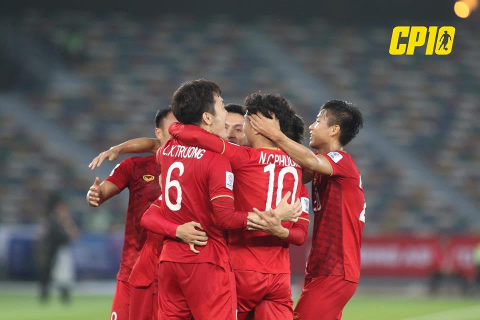 Sau khi ghi cú đúp bàn thắng giúp đội nhà, Công Phượng đã chia sẻ gì trên fanpage hơn 2 triệu người theo dõi-1