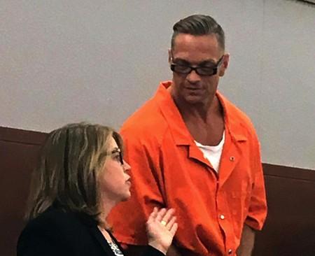 Không chịu nổi hành hình trì hoãn đến 2 lần, tử tù treo cổ tự tử cho xong-1