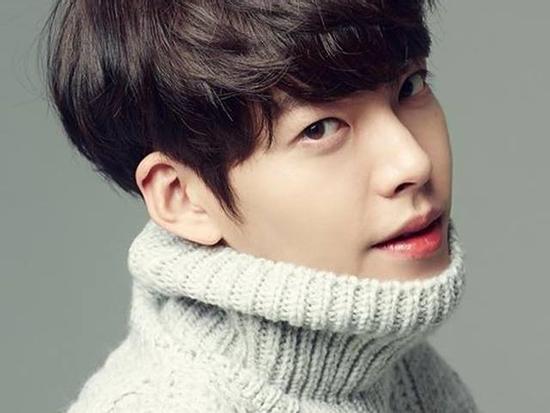 Mỹ nam Kim Woo Bin chuẩn bị trở lại showbiz sau thời gian điều trị ung thư