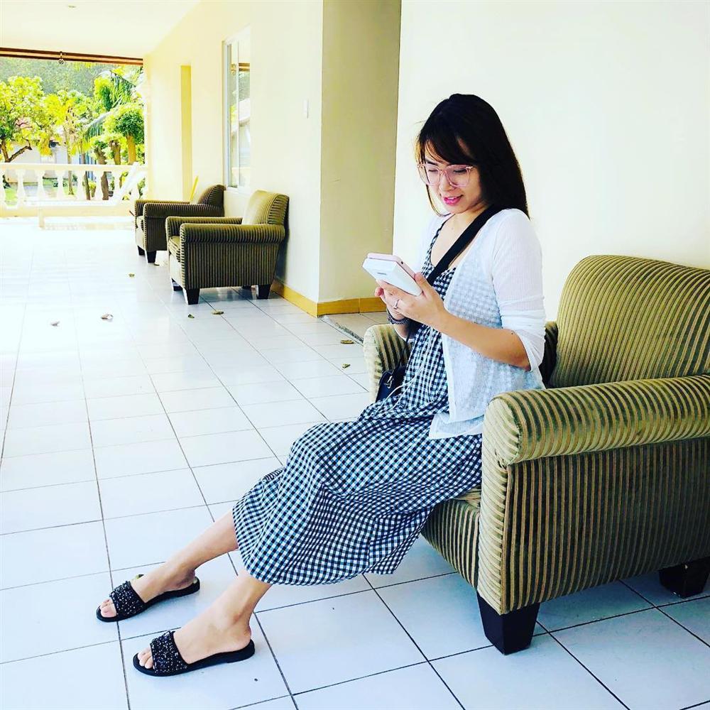 Tiến Đạt khoe phong cách lịch lãm sau đám cưới, Phương Thanh phán liền: Mái tóc xém 3D-3