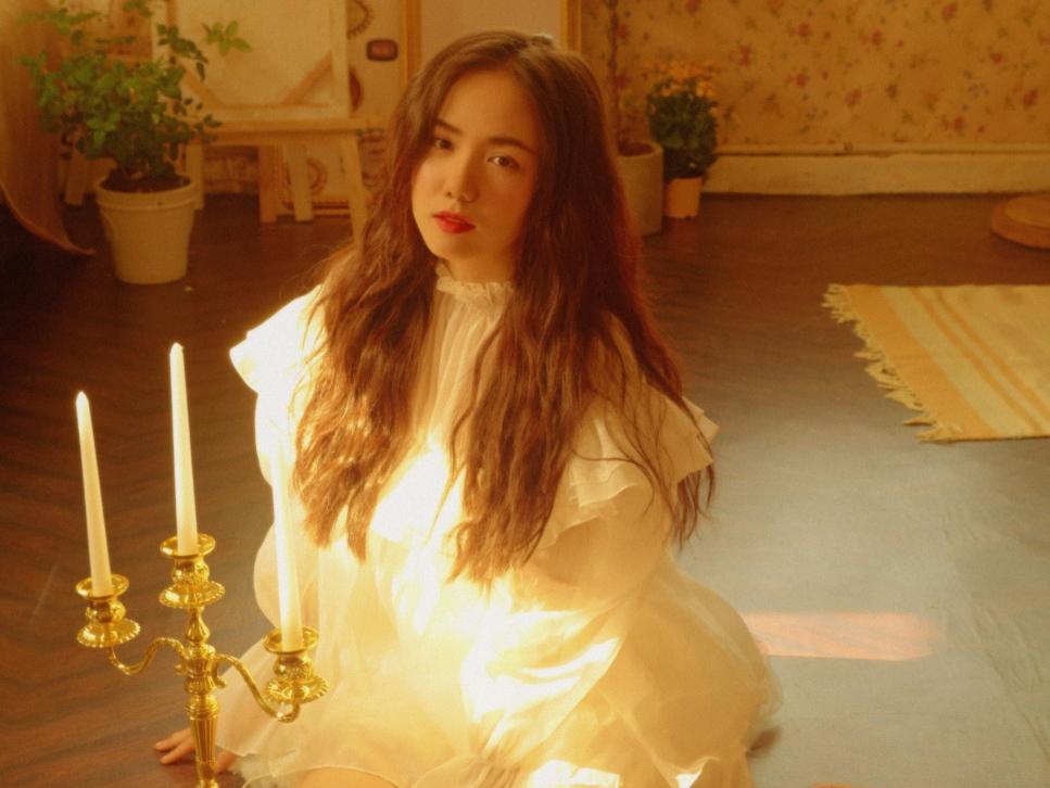 Chưa đầy một ngày lên sóng, ca khúc từng gây bão MXH của Phương Ly bỏ túi loạt thành tích-8