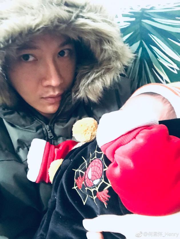 Không phải đại gia U70 lại càng không phải Châu Tinh Trì, bố của con trai thứ 3 Trương Bá Chi vừa sinh là mỹ nam kém cô 10 tuổi?-3