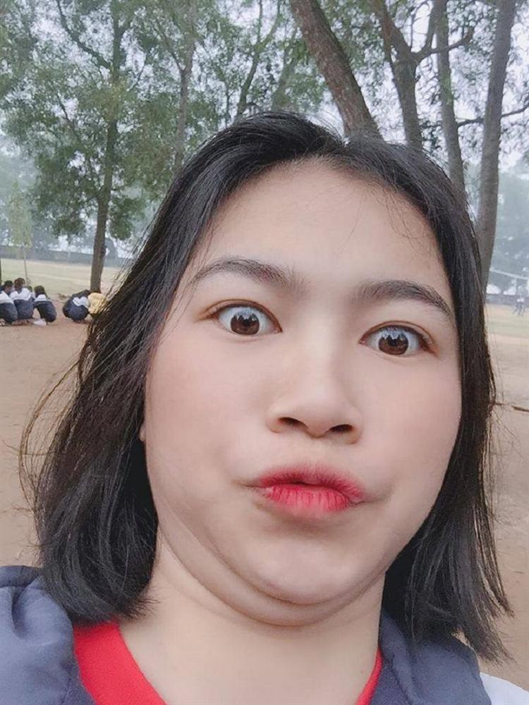 Khoe cằm V-line xưa rồi, bây giờ khoe ảnh cằm nọng mới là hot trend của giới trẻ-3