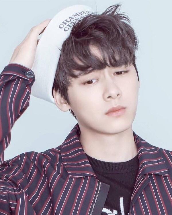 Dù rất điển trai nhưng gương mặt Lý Dịch Phong lại có nhược điểm này-5