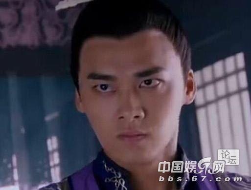 Dù rất điển trai nhưng gương mặt Lý Dịch Phong lại có nhược điểm này-7