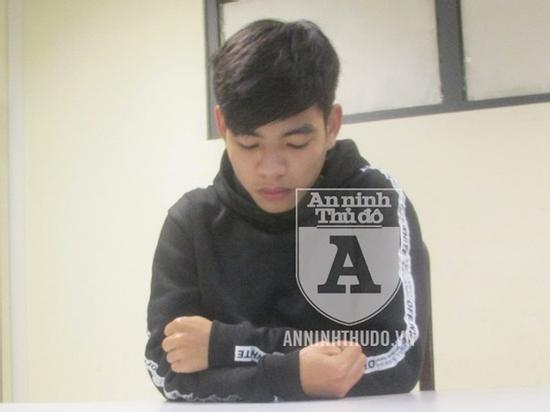 Mang điện thoại đi sửa, cô gái trẻ để lộ clip nhạy cảm, bị tống tiền