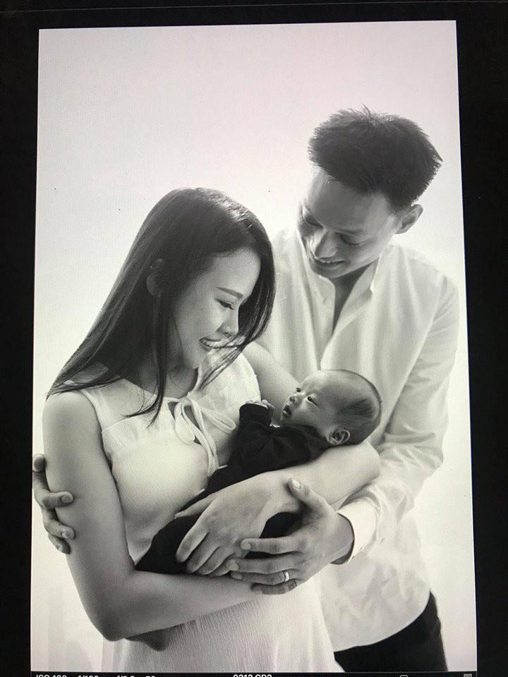 Từ kết hôn đồng giới đến cưới chạy bầu, chuyện SONG HỈ LÂM MÔN của dàn hotface này dẫn top đầu tin tức 2018-7