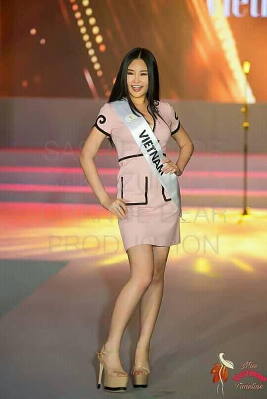 Lê Âu Ngân Anh mặc bikini nóng bỏng, thể hiện trình tiếng Anh với truyền thông quốc tế tại Miss Intercontinental 2018-9