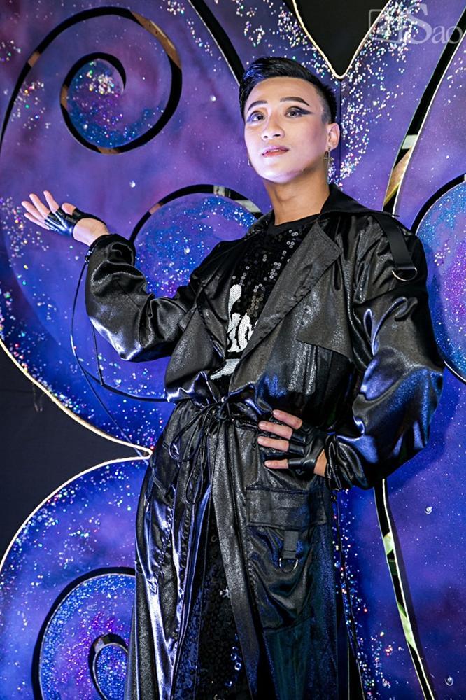 Đánh bật mọi mỹ nhân, thánh lố Dược sĩ Tiến gây sốc khi hóa thân thành vua Càn Long trên thảm đỏ-13