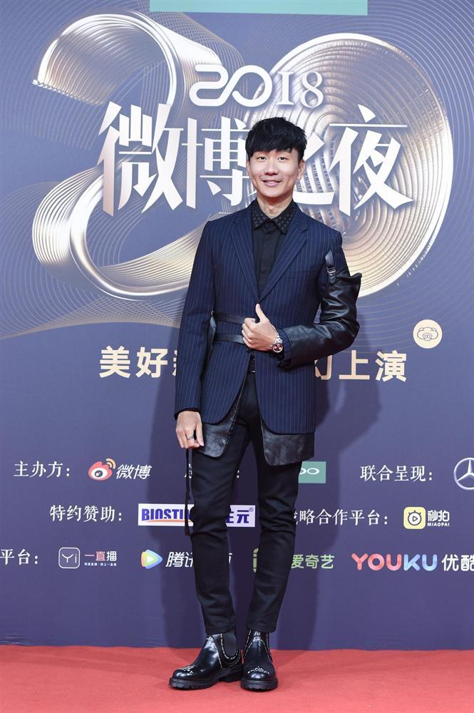 Hoàng hậu Tần Lam và Kế Hoàng hậu Xa Thi Mạn không ngại hở giữa thời tiết âm độ-12