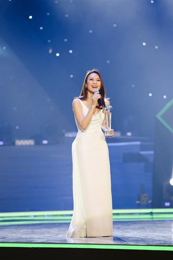 Mỹ Tâm lần đầu mang hit nhạc phim Chị Trợ Lý Của Anh lên sân khấu-1