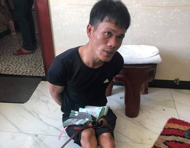 Truy bắt 2 nghi phạm liên quan vụ trộm 9 tỷ đồng ở Vĩnh Long-1