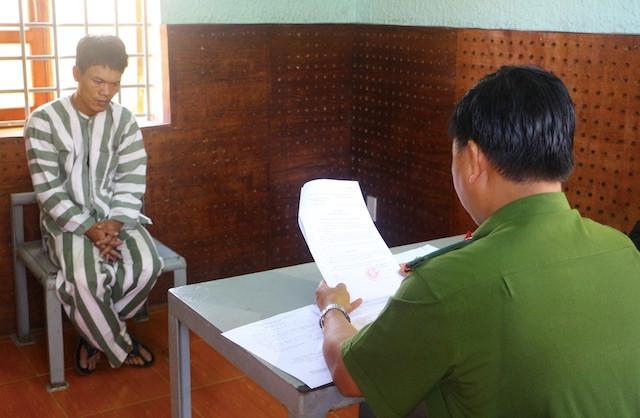 Truy bắt 2 nghi phạm liên quan vụ trộm 9 tỷ đồng ở Vĩnh Long-2