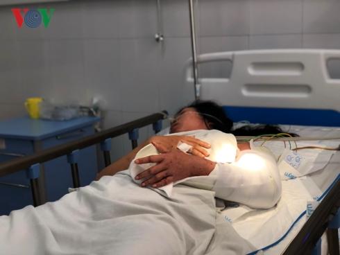 7 trong số 22 nạn nhân vụ lật xe khách trên đèo Hải Vân đã xuất viện-2