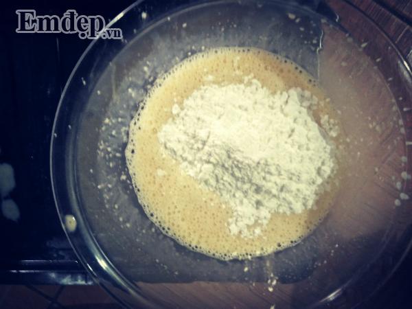 Công thức làm bánh bông lan nở xốp, mềm thơm y như ngoài hàng-8