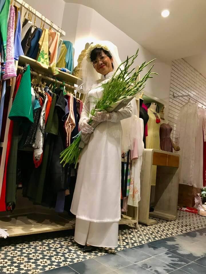 Ngắm vợ cũ Thảo Vân trở thành cô dâu mới, danh hài Công Lý để lại dòng bình luận khiến ai cũng bất ngờ-1