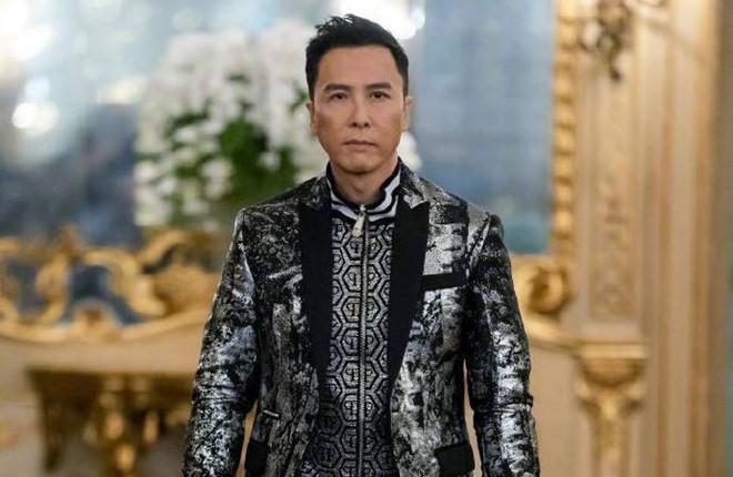 Chân Tử Đan bị lên án gay gắt khi diễn cho nhà mẫu sỉ nhục Trung Quốc-1