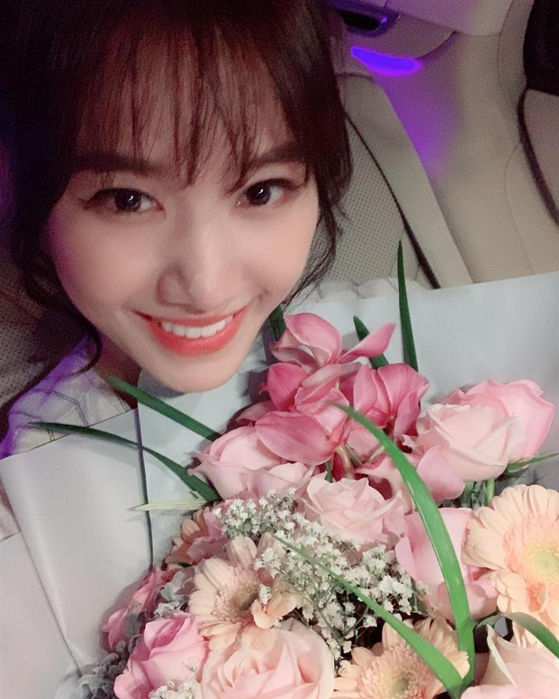 Á hậu Tú Anh trốn con đi hẹn hò dù đang trong thời gian ở cữ-3