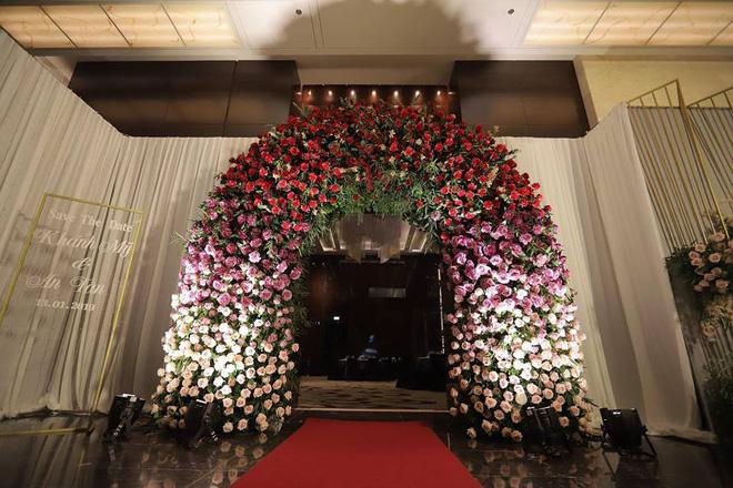 Vân Navy lộ mặt phúng phính trong đám cưới không thể lộng lẫy hơn tại Hà Nội-11