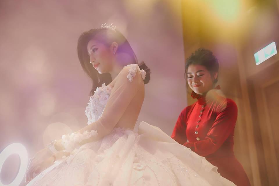 Vân Navy lộ mặt phúng phính trong đám cưới không thể lộng lẫy hơn tại Hà Nội-5