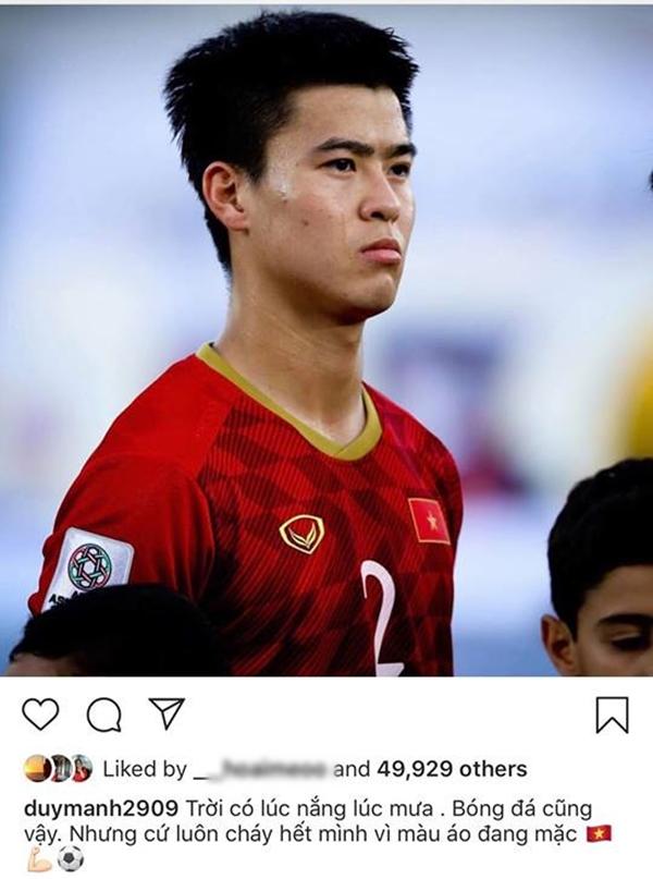 Bị treo giò ở trận đấu cuối cùng vòng bảng, đây là cách Duy Mạnh thể hiện tinh thần của một chiến binh thực thụ-2