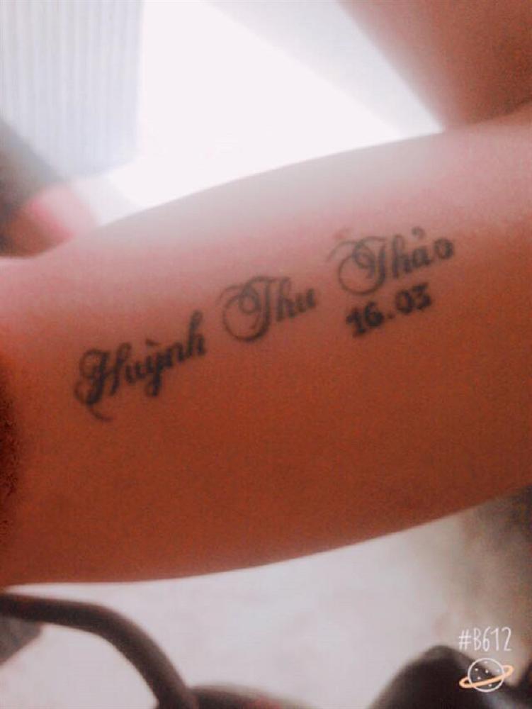Thanh niên đăng đàn khoe hình xăm tên người yêu trên lông mày, dân mạng đồng loạt cảm thán: Để xem được bao lâu-3