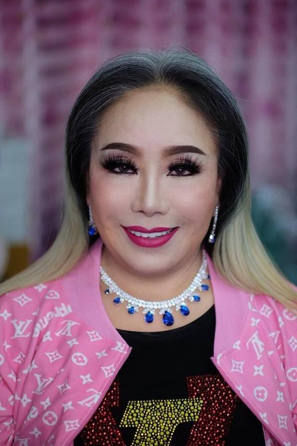 Bất ngờ ngoại hình thay đổi 180 độ của nữ đại gia tuyển chồng đủ khả năng yêu 28 lần/ngày sau ca làm đẹp-2