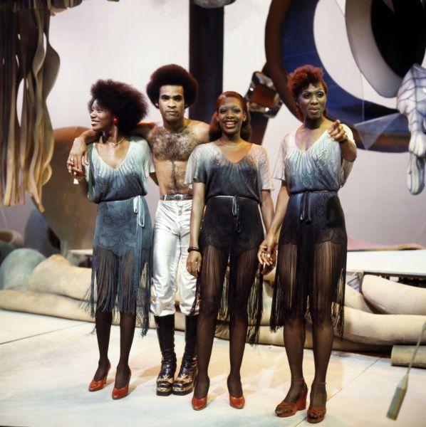 Boney M muốn được ăn bún chả Obama khi quay trở lại Việt Nam lần thứ 3-1