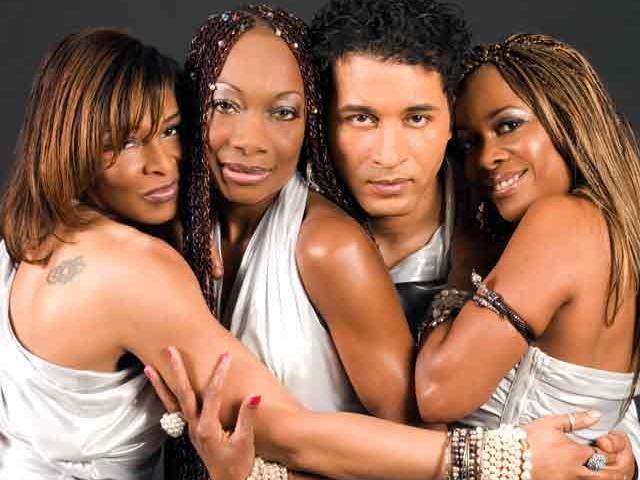 Boney M muốn được ăn bún chả Obama khi quay trở lại Việt Nam lần thứ 3-6