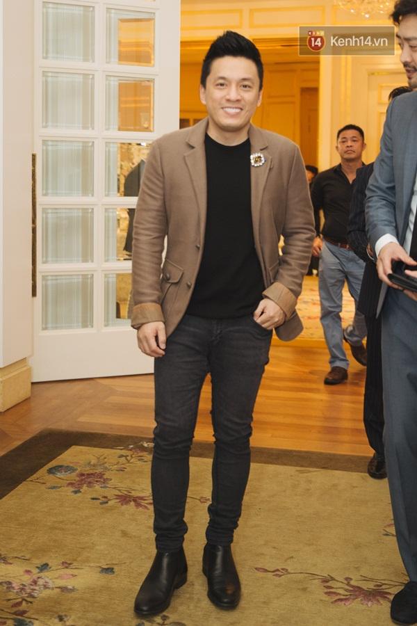 Bà xã Lê Hiếu vướng nghi án bầu bí khi để lộ vòng 2 nhô cao trong tiệc cưới hạng sang-14