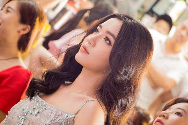 Hương Giang - Chi Pu - Bích Phương - Bảo Anh: Tứ đại mỹ nhân muốn dìm cũng không thể chìm khi chụp lén-9