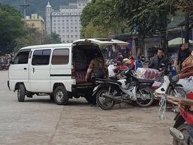 Bí mật nhức nhối sau những chuyến xe 'nhồi người' Bí mật nhức nhối sau những chuyến xe 'nhồi người'