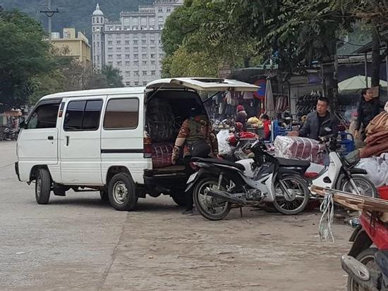 Bí mật nhức nhối sau những chuyến xe 'nhồi người'