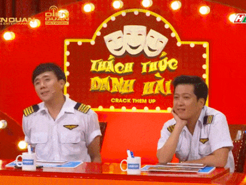Cô gái với 'gương mặt bất biến' Kim Hoàng tái xuất, lại hạ gục Trấn Thành, Trường Giang chỉ bằng một câu hát Cô gái với 'gương mặt bất biến' Kim Hoàng tái xuất, lại hạ gục Trấn Thành, Trường Giang chỉ bằng một câu hát