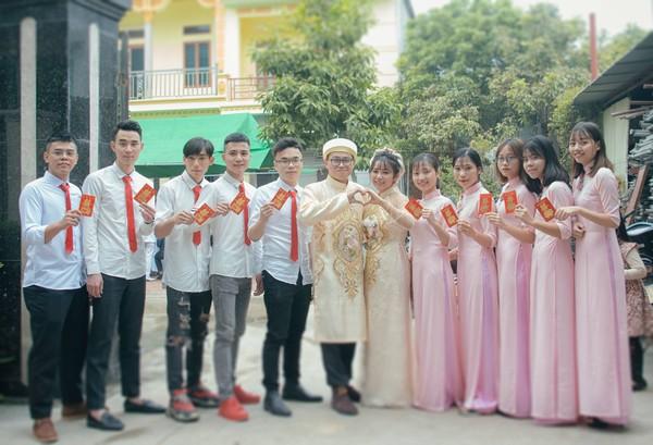 Tung clip ăn hỏi cắt ghép siêu lầy, Theanh28 khiến dân mạng bật cười: Thánh chế lấy vợ phải khác người thường-3