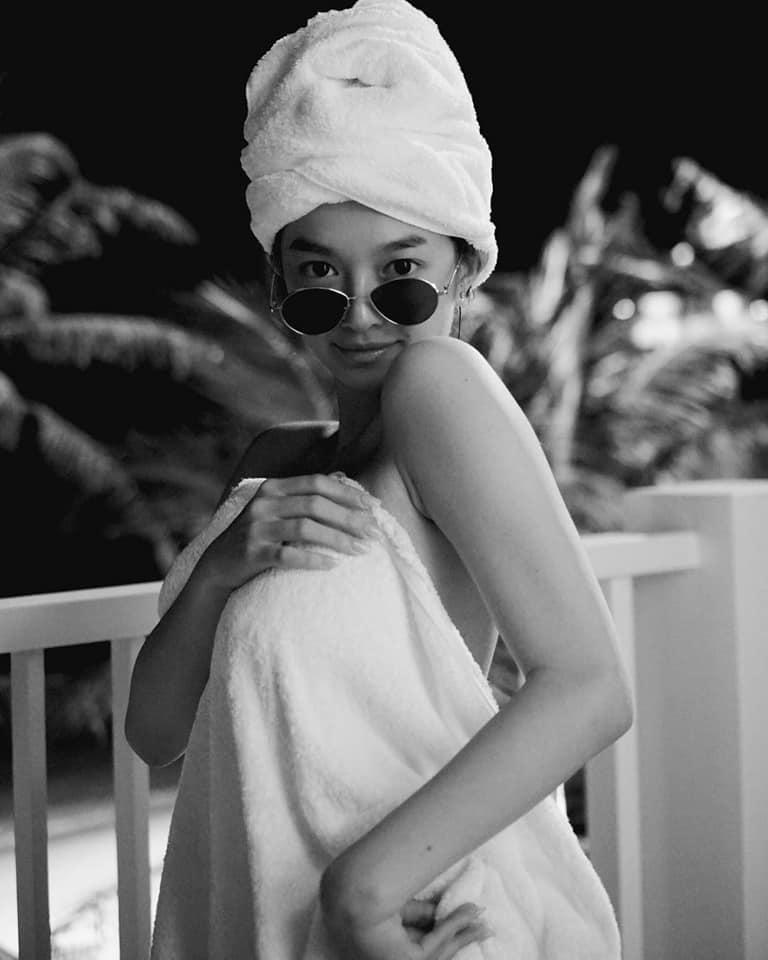 Tiêm đủ thứ trên mặt chưa đủ, giờ đến cánh tay cũng được Huyền Baby đem đi can thiệp-4