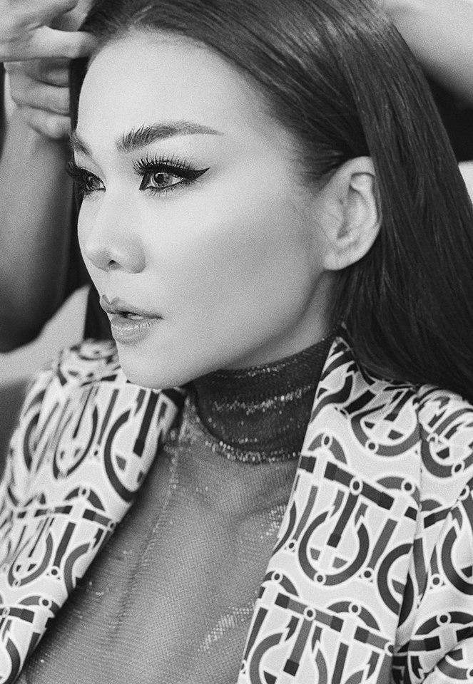 Hồ Ngọc Hà khoe chạy show xuyên Việt tất bật ngày cuối năm-9