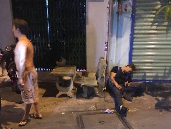 Truy tố bà lão 70 tuổi thuê người 'xử' tình trẻ